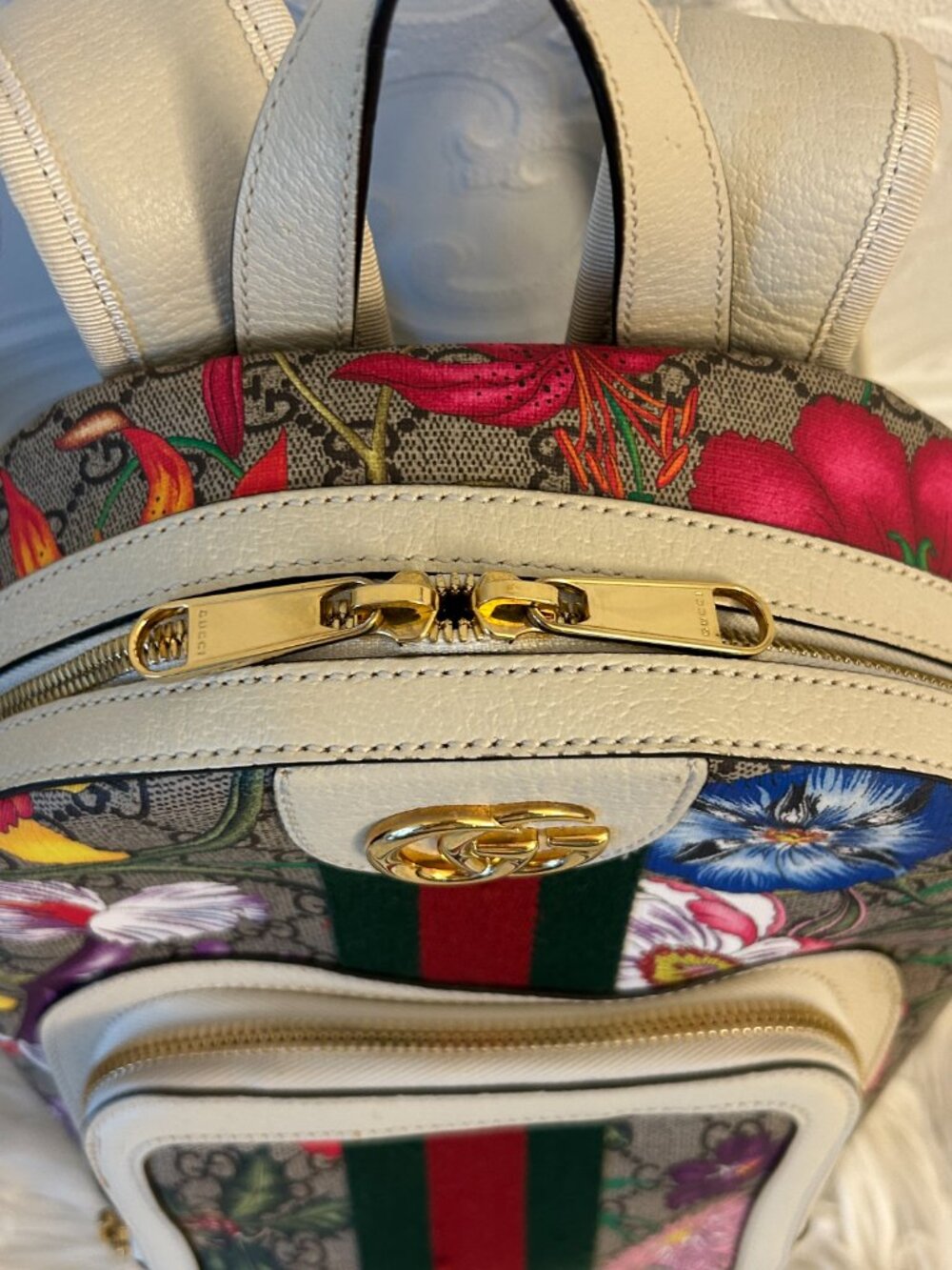 GUCCI Ophidia GG Supreme Flora Backpack - Picture 3 of 15